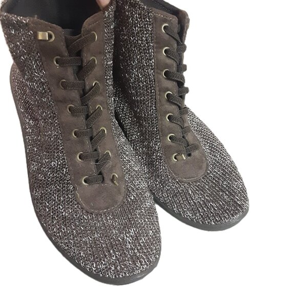 Arcopedico Womens size 38-Size 7.5 Lace Dark Brown/White Comfort Slip On Healthy - Picture 3 of 13